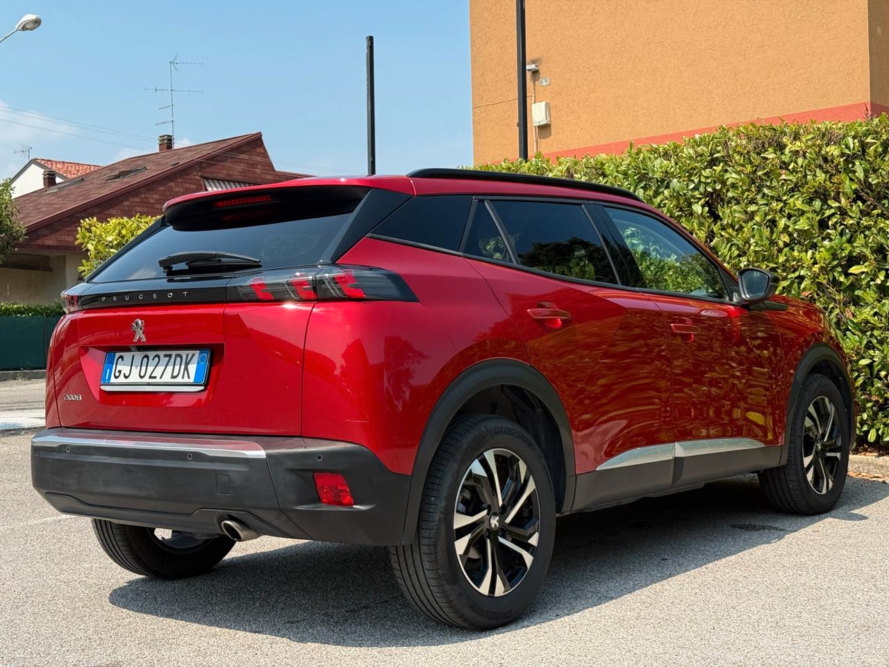 Peugeot 2008 2008 II 2020 1.5 bluehdi Allure s