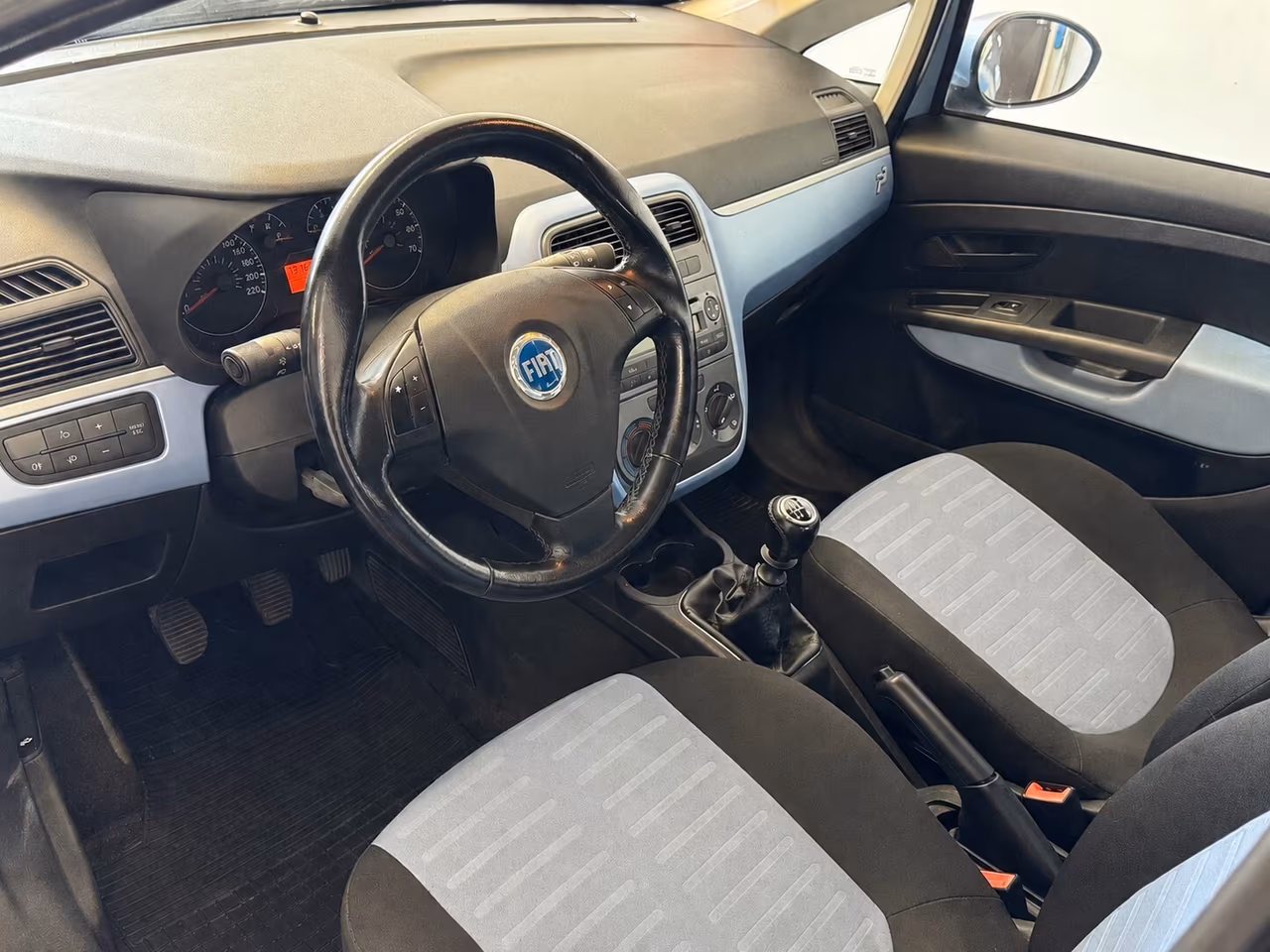 Grande Punto 1.4 5 porte Dynamic - adatta a neopatentati