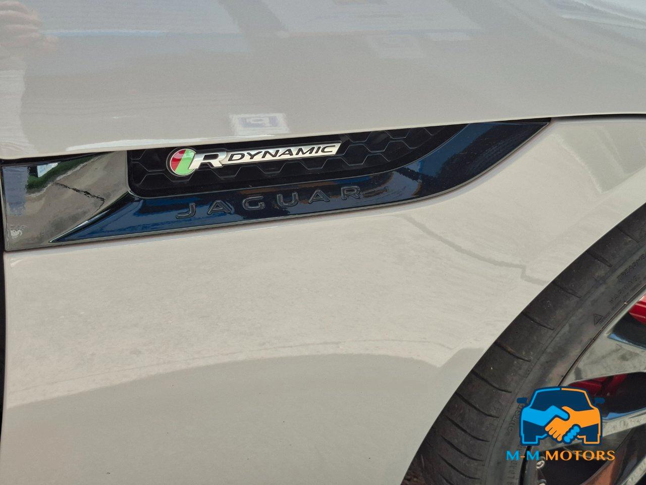 Jaguar F-Type R-DYNAMIC