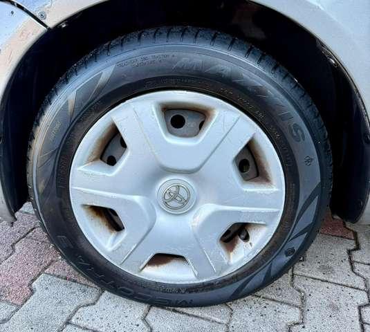 Toyota Yaris 3p 1.3 Sol auto