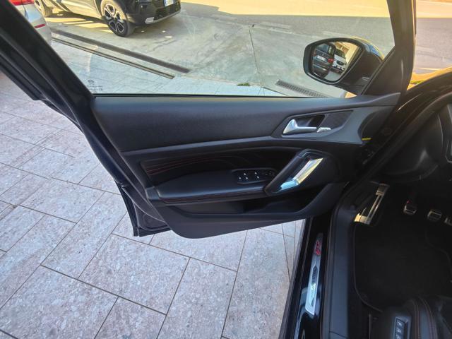 PEUGEOT 308 1.6 THP 270 cv GTi by Peugeot Sport