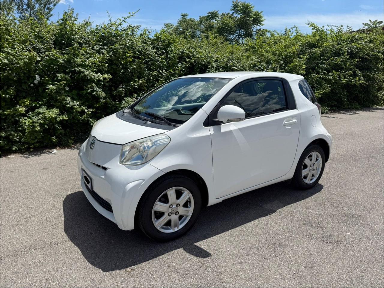 Toyota iQ 1.0 Sol cambio automatico