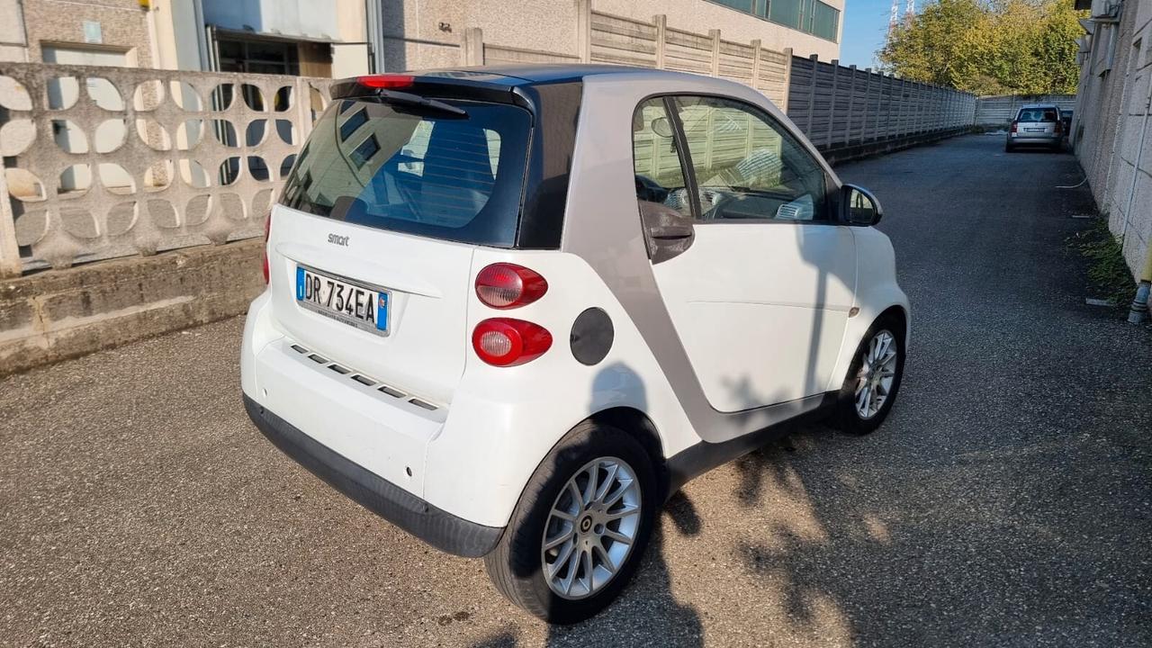 Smart ForTwo 1000 52 kW coupé passion
