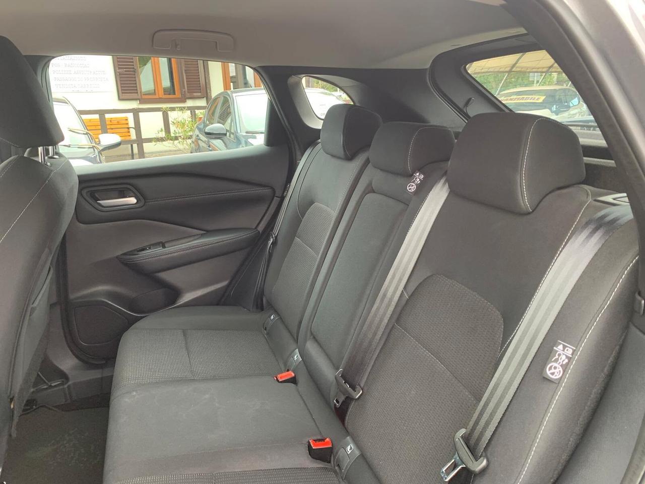 Nissan Qashqai MHEV 140 CV Business