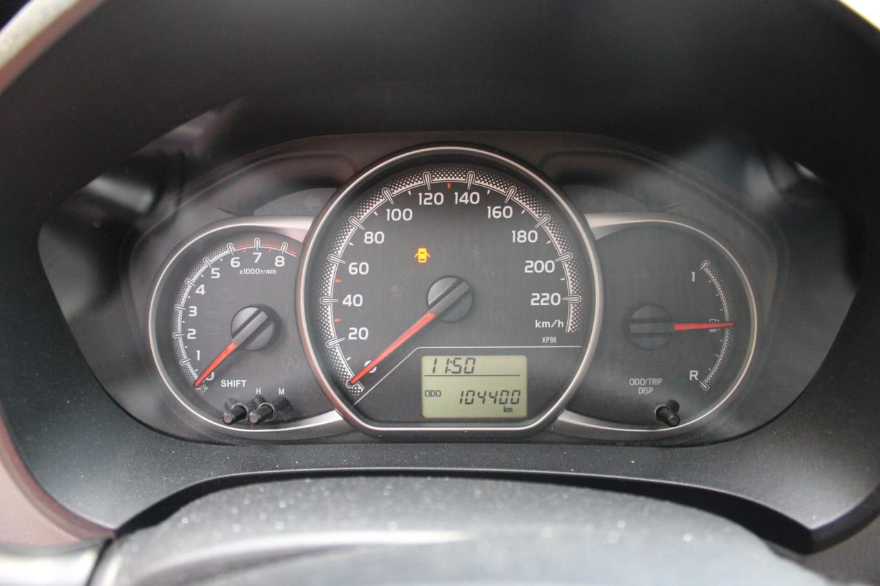 Toyota Yaris 1.0 5 porte