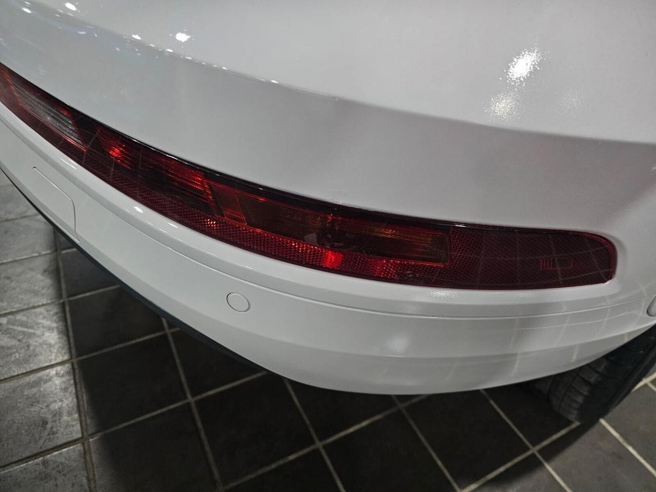 NUOVA AUDI Q3 S-LINE IDENTITY BLACK S-TRONIC 2.0 TDI 150CV QUATTRO