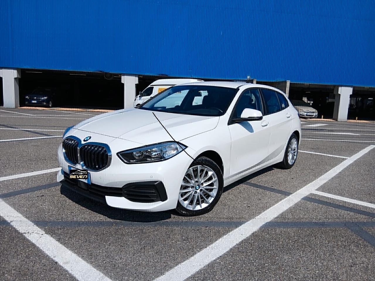 Bmw 118 118d 5p. Business Advantage