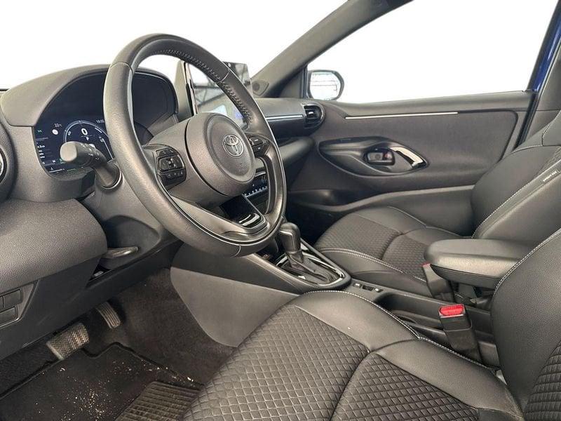 Toyota Yaris 15H 130HP LOUNGE MY25