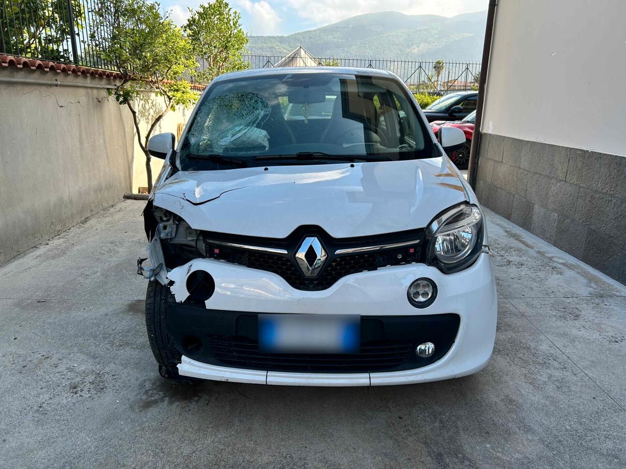 Renault Twingo 1.0 SCe 70CV - 2019 Incidentata