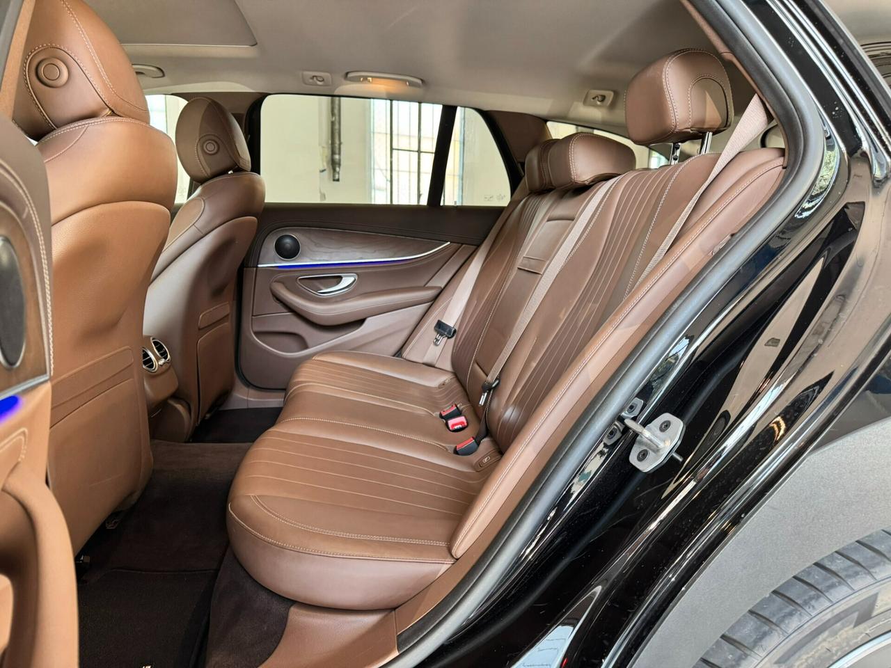 Mercedes-benz E 220 d Auto Premium Plus