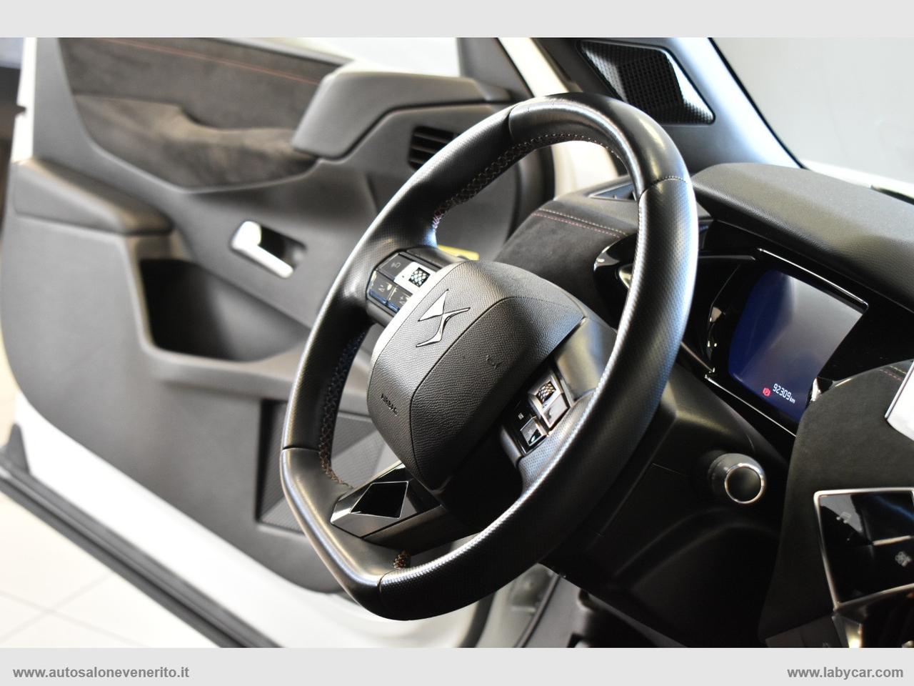 DS AUTOMOBILES DS 3 Crossback BlueHDi 100 Perform. Line