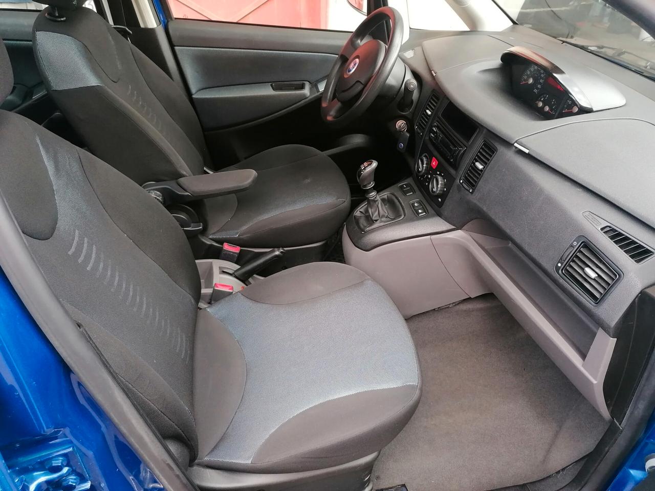 Fiat Idea 1.4 Dynamic ( Tettuccio apribile)