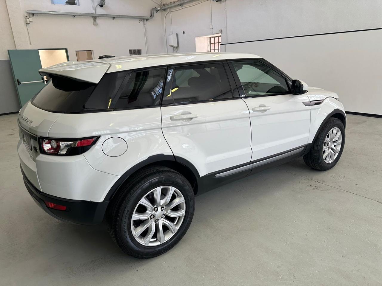 Land Rover Range Evoque 2.2 TD4 5p. Pure Tech Pack