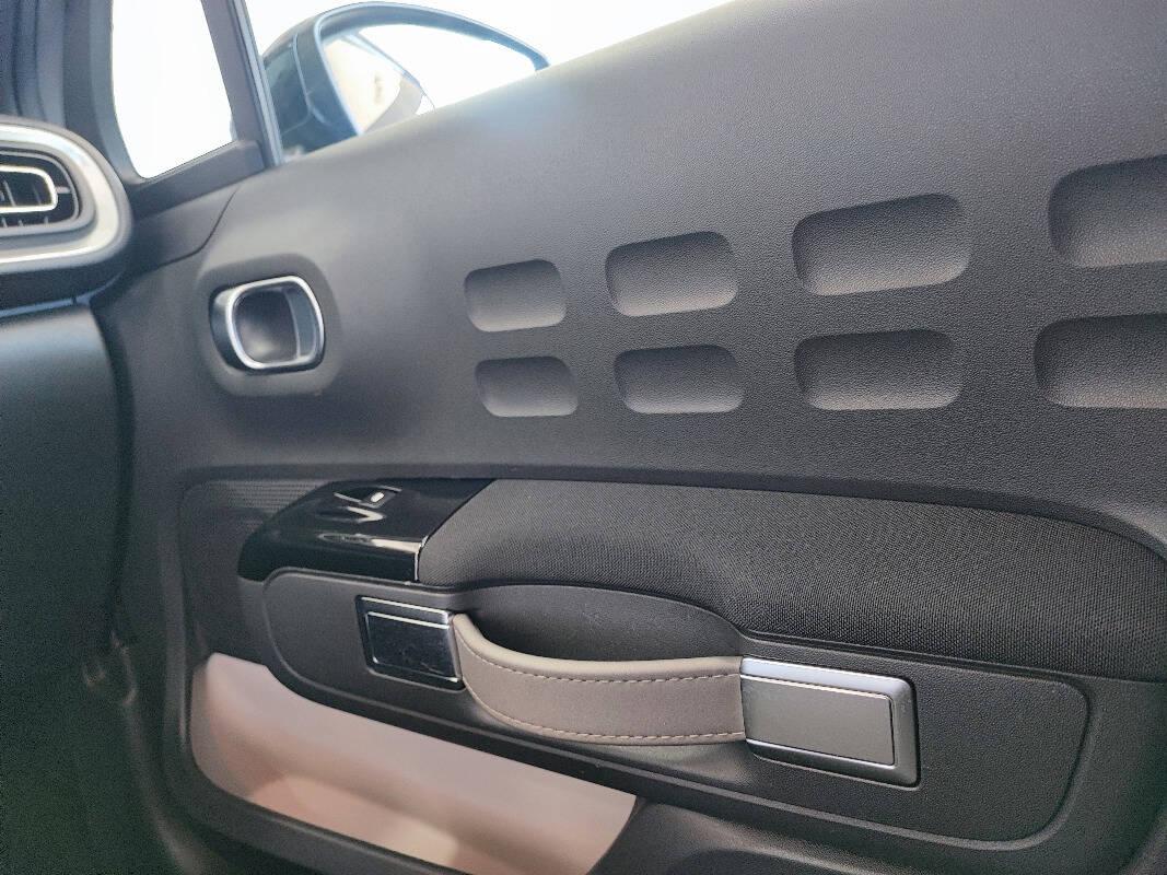 Citroen C3 1.2 puretech Shine Pack s&s 110cv my20 IPER FULL!