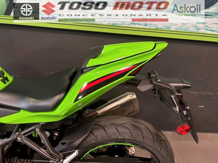Kawasaki Ninja ZX-4 RR