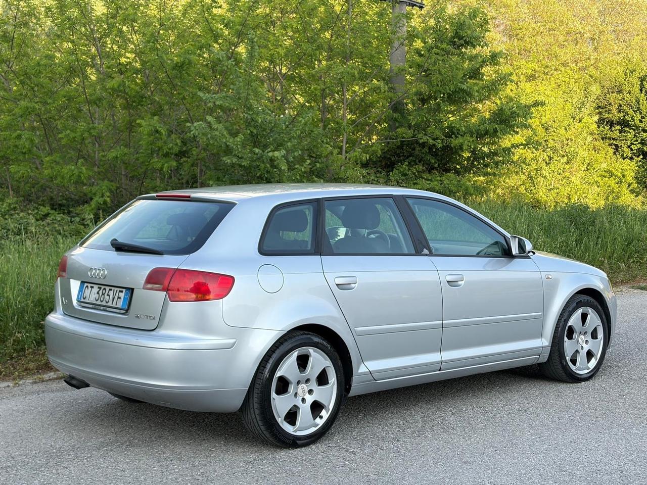 Audi A3 SPB 2.0 16V TDI Ambiente