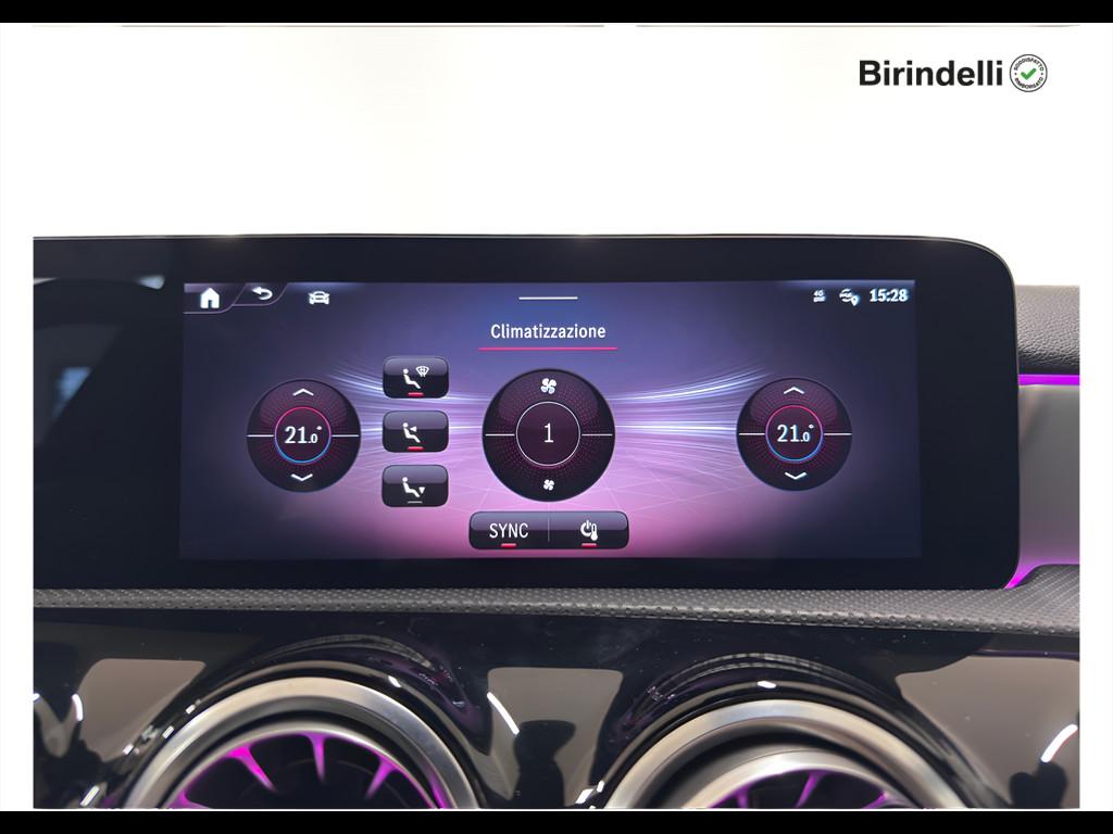 Mercedes-Benz Classe A (W177) - A 220 d Automatic AMG Line Premium