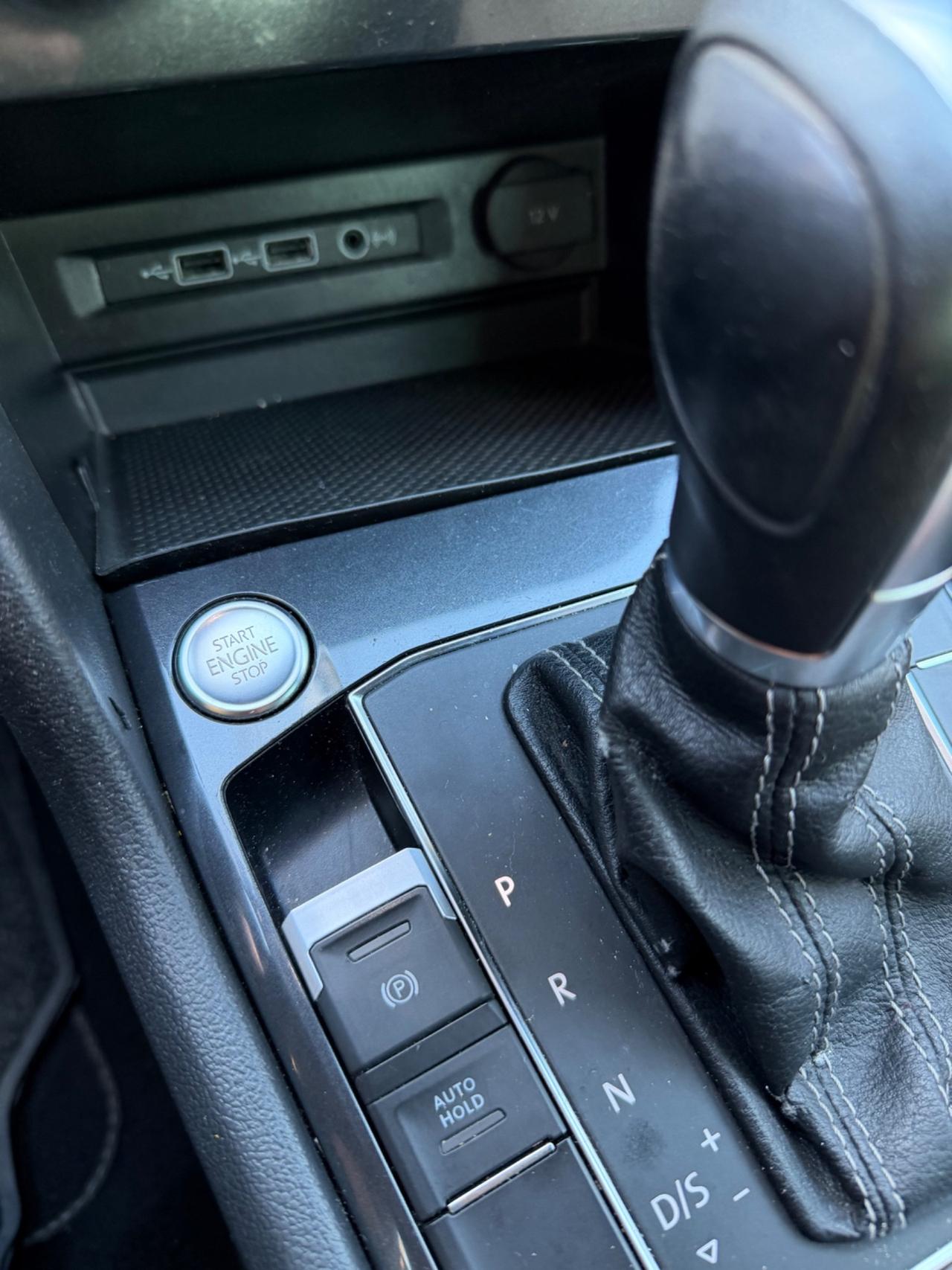 Volkswagen Tiguan 2.0 TDI SCR DSG 4MOTION R-Line – 110 kW