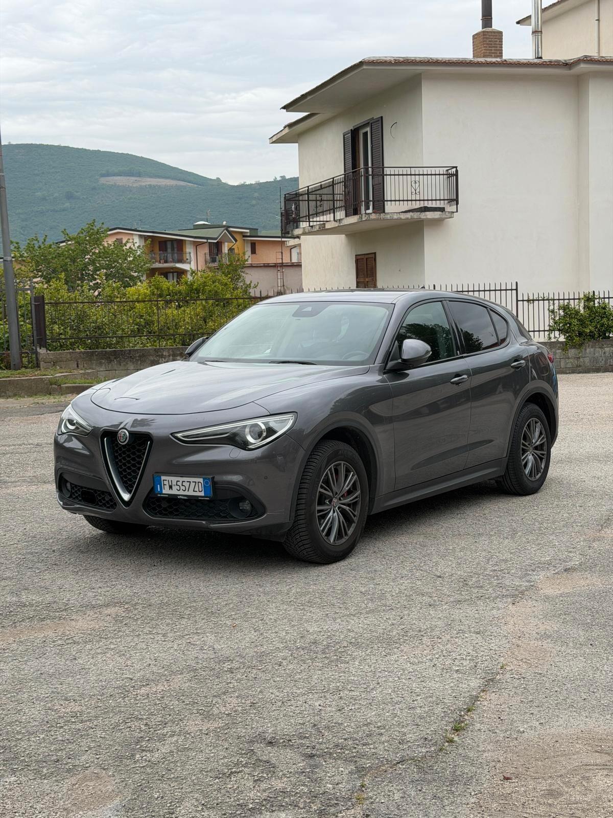 Alfa Romeo Stelvio 2.2 Turbodiesel 210 CV AT8 Q4 Executive