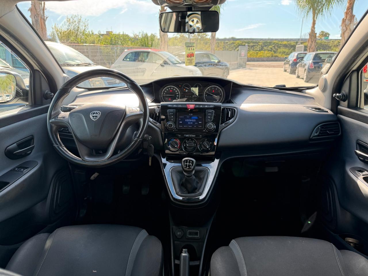 LANCIA YPSILON 2016 1.2 BENZINA/GPL 69 CV
