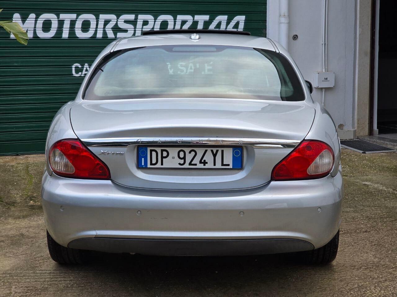 Jaguar X-Type 2.2D Automatica