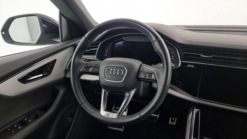 Audi Q8 50 TDI 286 CV quattro tiptronic Sport