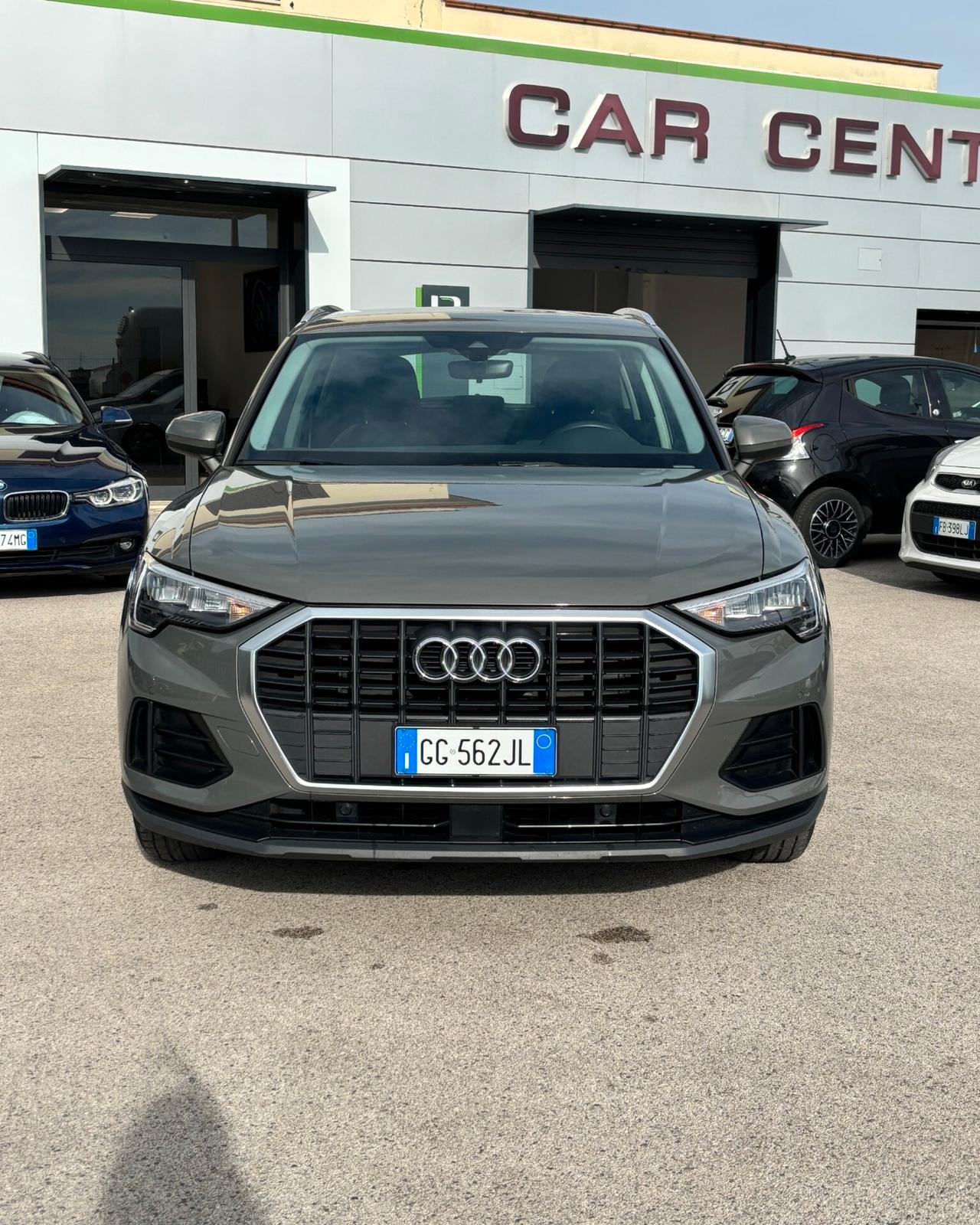 Audi Q3 35 TDI S tronic Business