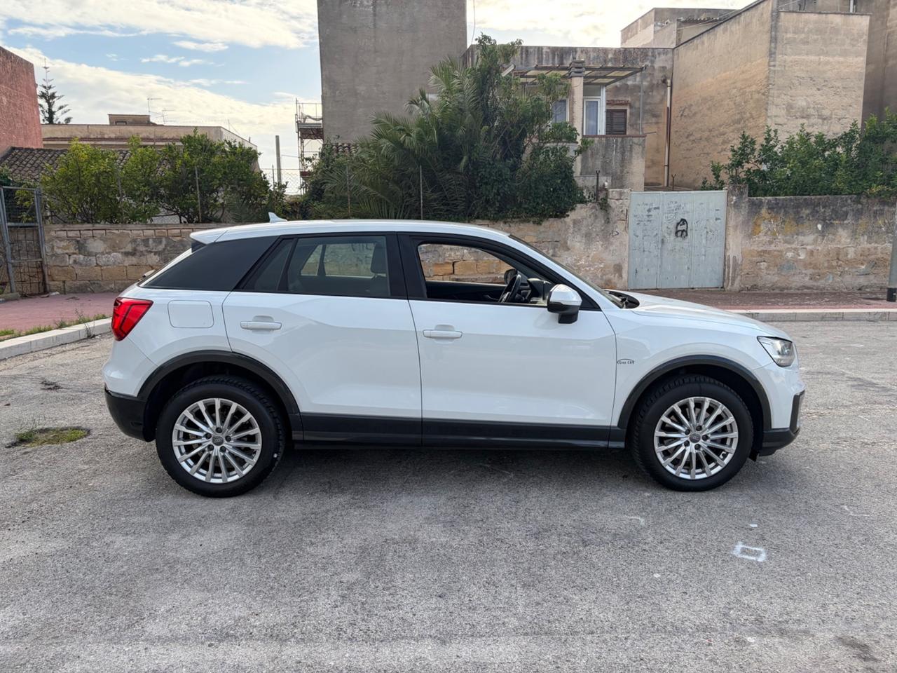 Audi Q2 1.6 TDI S tronic line Edition