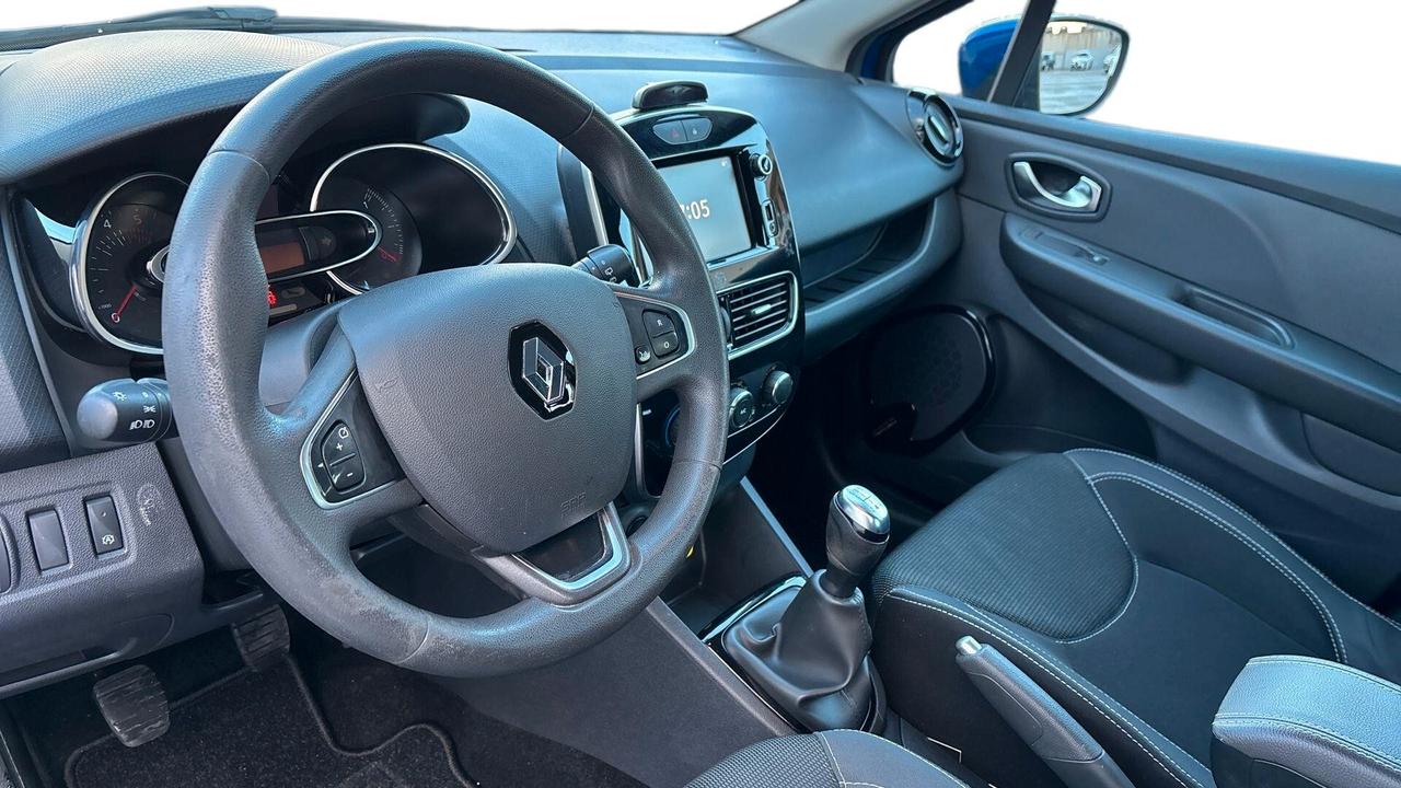 Renault Clio dCi 8V 75 CV 5 porte Moschino Zen