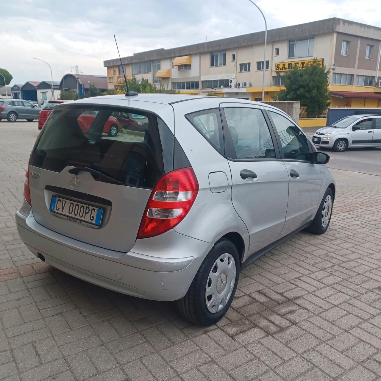142.998KM CLASSE A 150 BUONE CONDIZIONI NEOPATENTATI