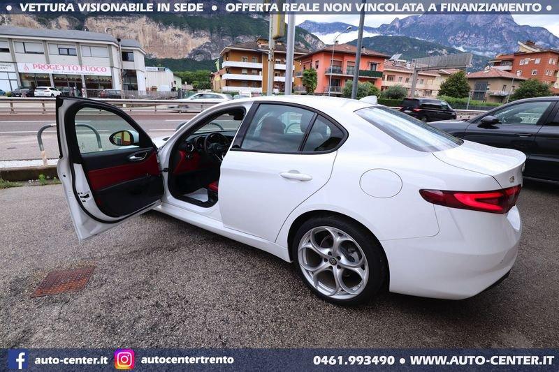 Alfa Romeo Giulia 2.2 Turbo Diesel AT8 160CV Super