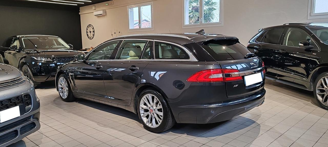Jaguar XF Sportbrake 2.2 D Business Edition