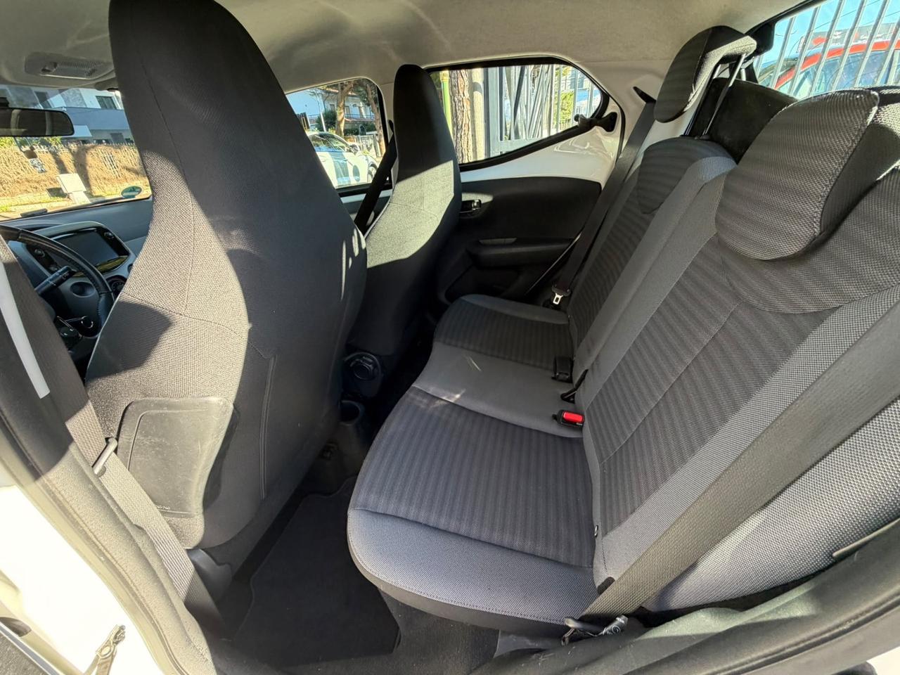 Toyota Aygo 1.0 VVT-i 69 CV 5 porte x-clusiv