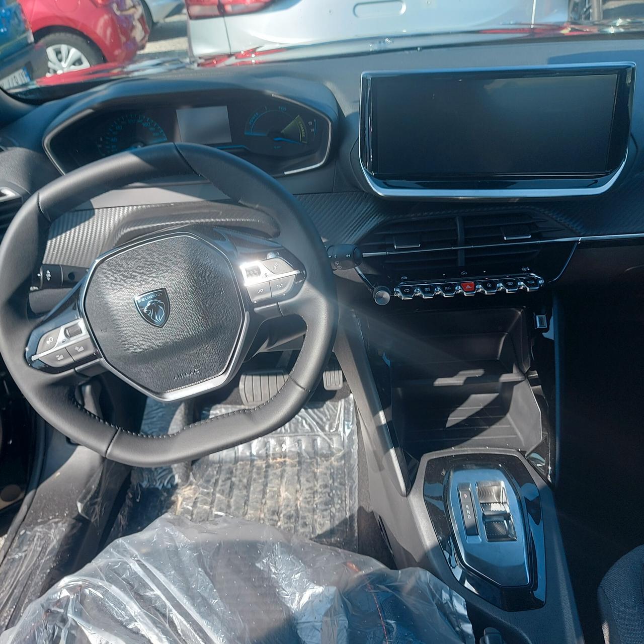 Peugeot 2008 Hybrid 110 e-DCS6 Allure