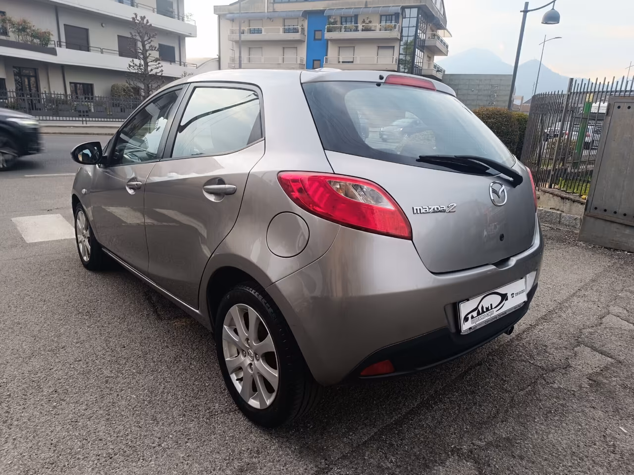 Mazda 2 1.3 75CV TRENDY CERCHI LEGA COMANDI AL VOLANTE