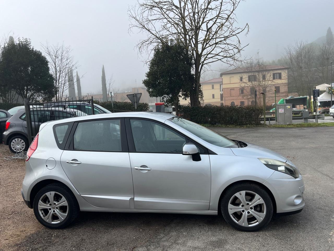 Renault Scenic Scénic 1.5 dCi 110CV Confort
