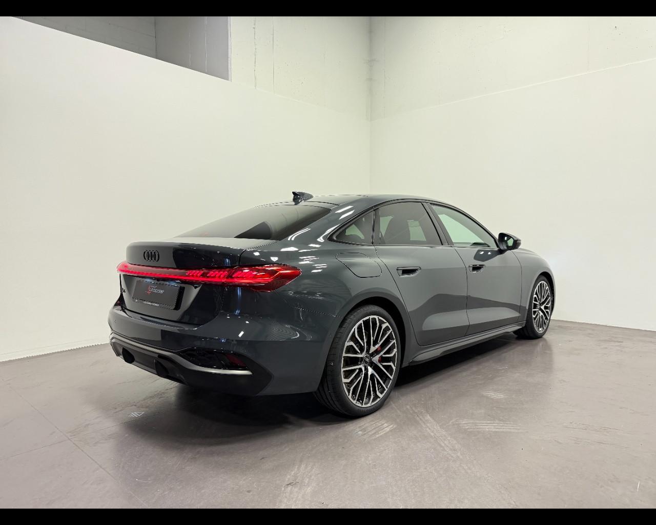 AUDI A5 SEDAN TDI MHEV S-TRONIC