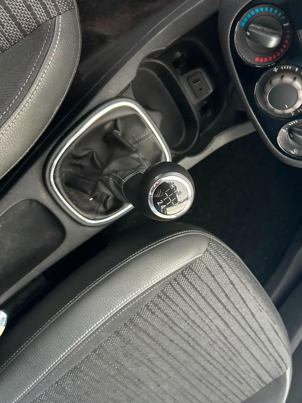 Opel Corsa 1.2 GPL X NEOPATENTATI 2015