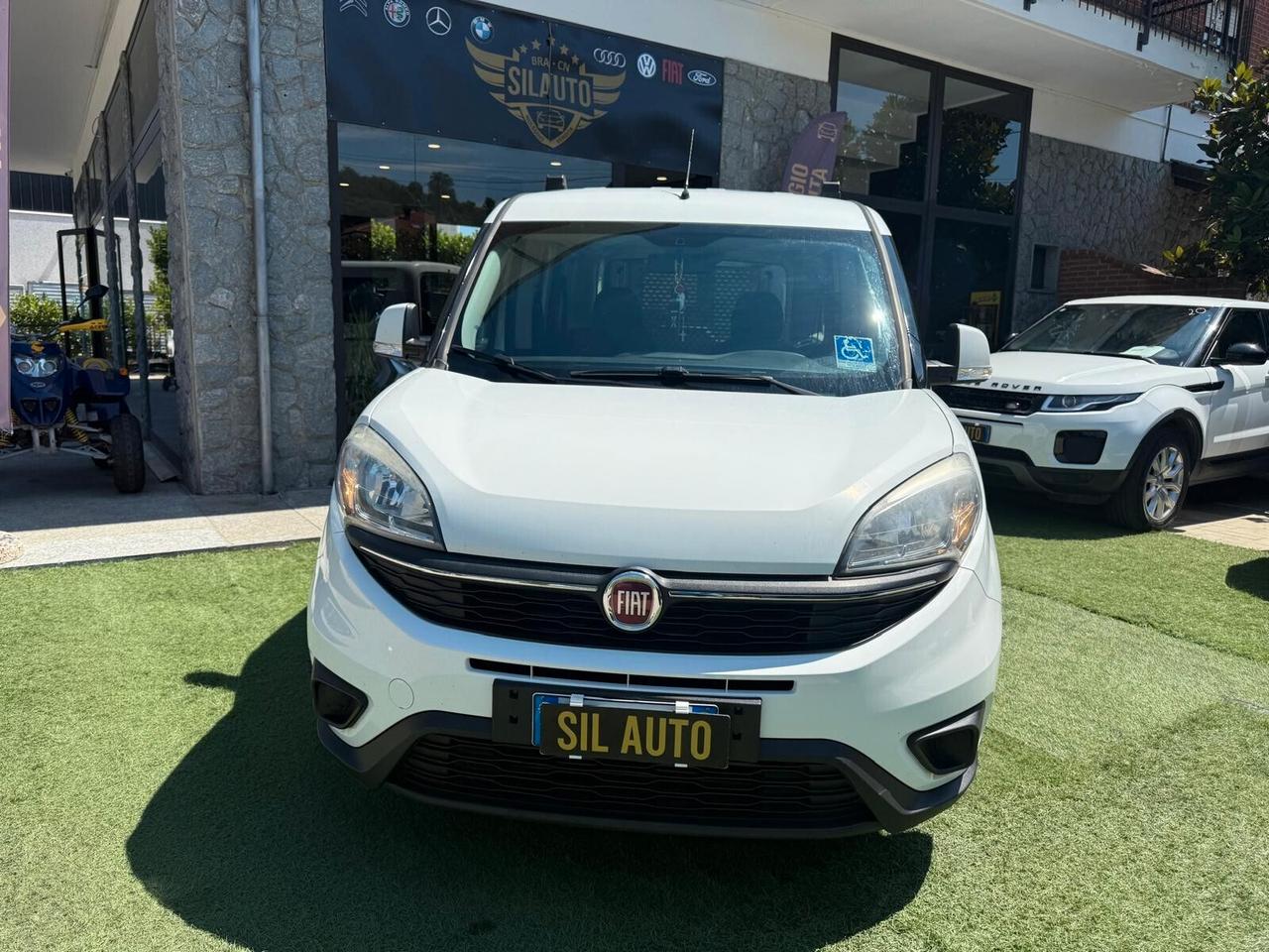 Fiat Doblò 1.6 MJT 16V 120CV / con PEDANA PER CARROZZINA