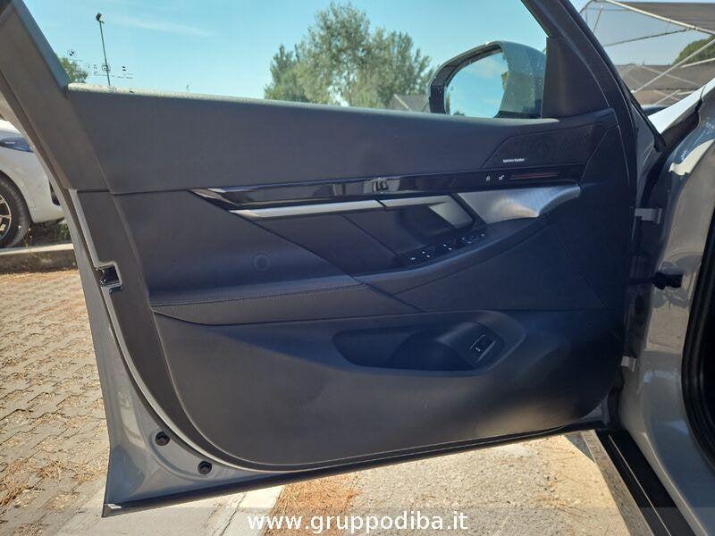 BMW Serie 5 G60 Berlina 520d 48V xdrive MSport Pro auto