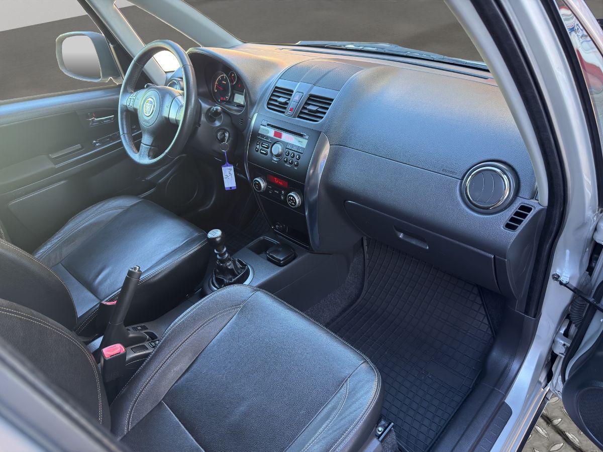 FIAT - Sedici - 2.0 MJT 135CV 4x4 Experience