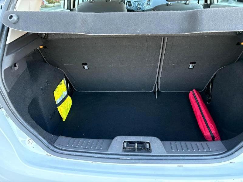 Ford Fiesta Fiesta 5p 1.2 BENZ 60 CV ADATTA NEOPATENTATI