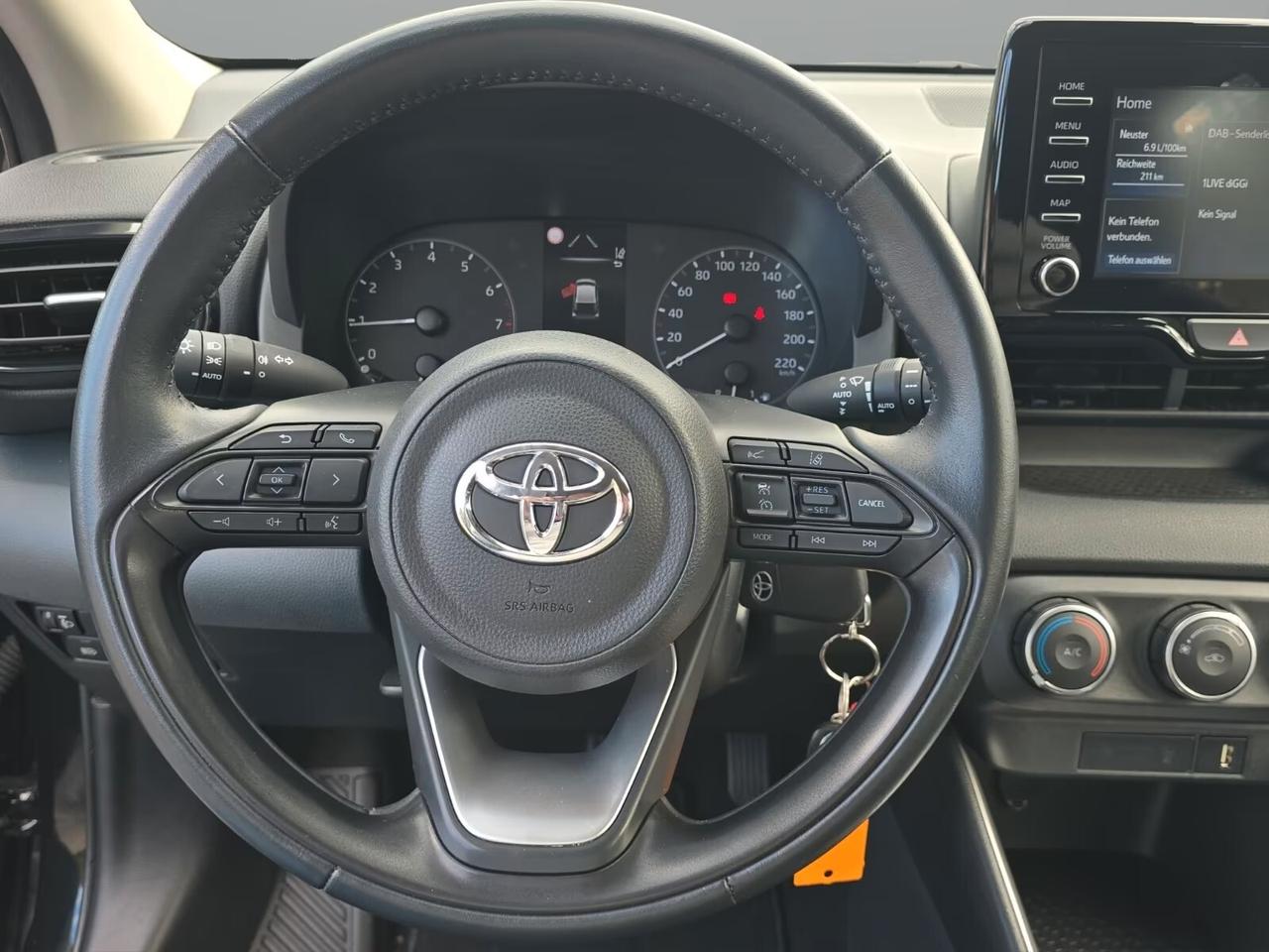 Toyota Yaris 1.0 5 porte