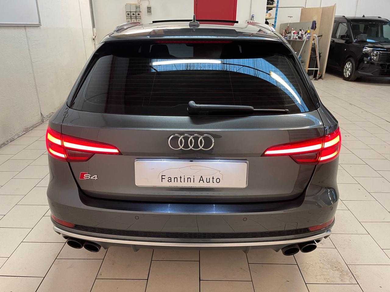 Audi A4 S4 Avant 3.0 TFSI quattro 354cv tiptronic-LEGGI SOTTO