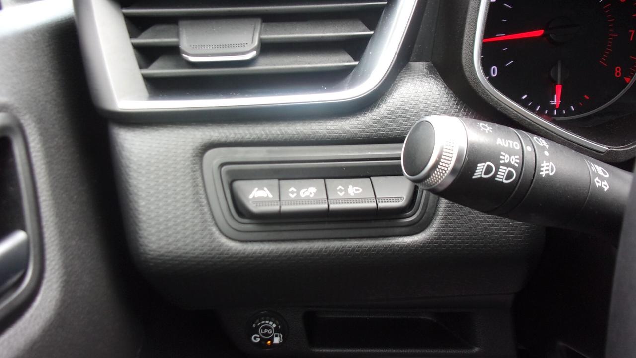 Renault Clio TCe 12V 100 CV GPL 5 porte Intens
