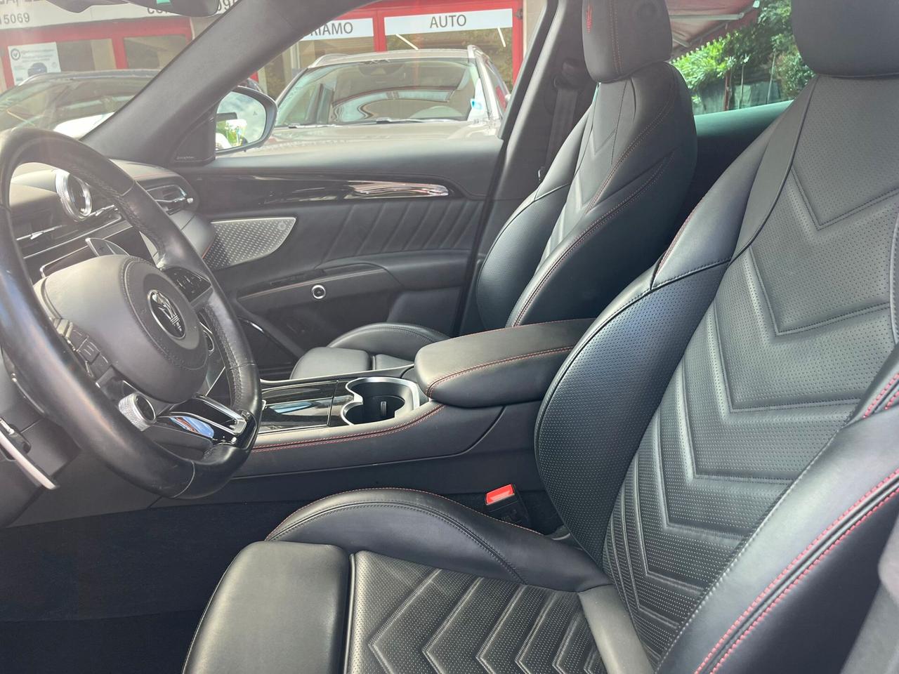 Maserati Grecale MHEV 330 CV AWD Modena