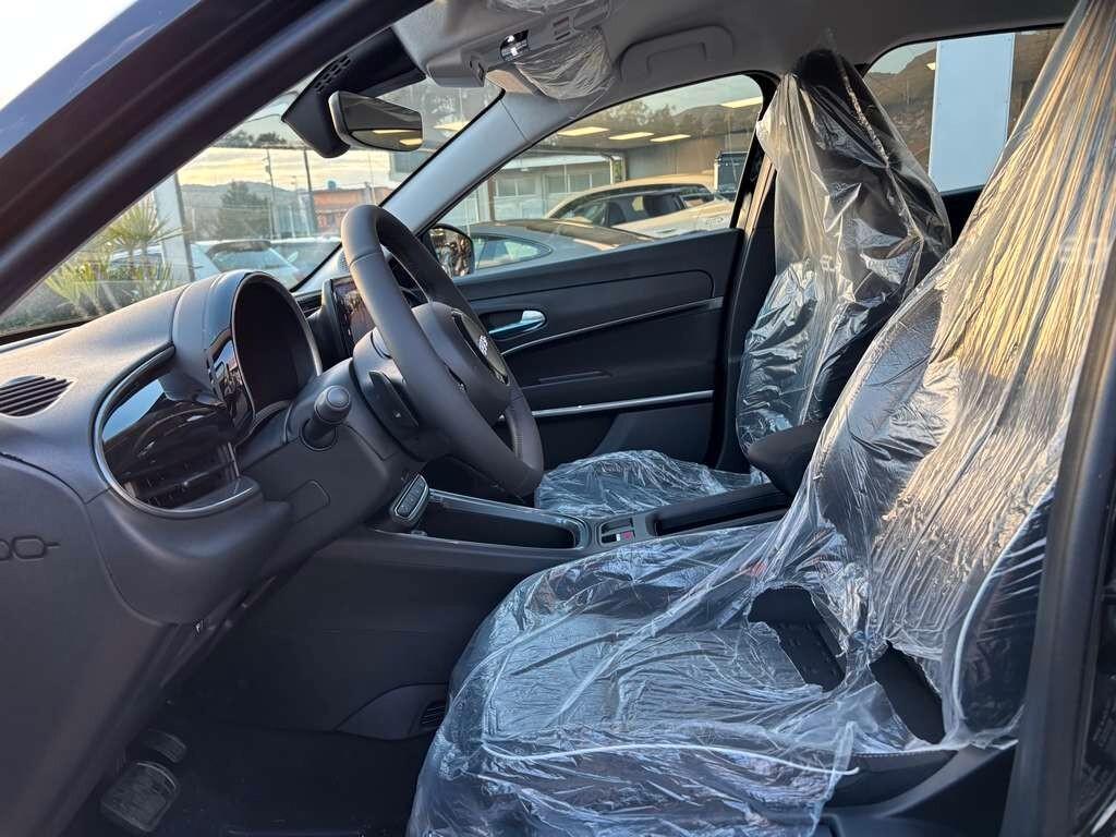 Fiat 600 Hybrid 110 CV DCT MHEV Icon 2025 KM 0 IVA ESPOSTA Tua a soli 209 Euro al mese