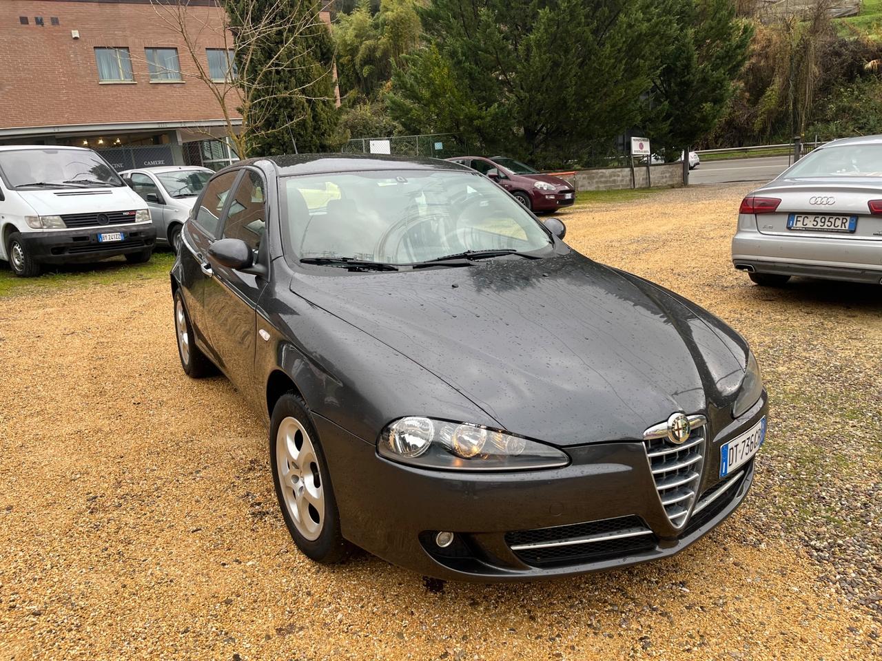 Alfa Romeo 147 1.9 JTD (120) 5 porte Progression