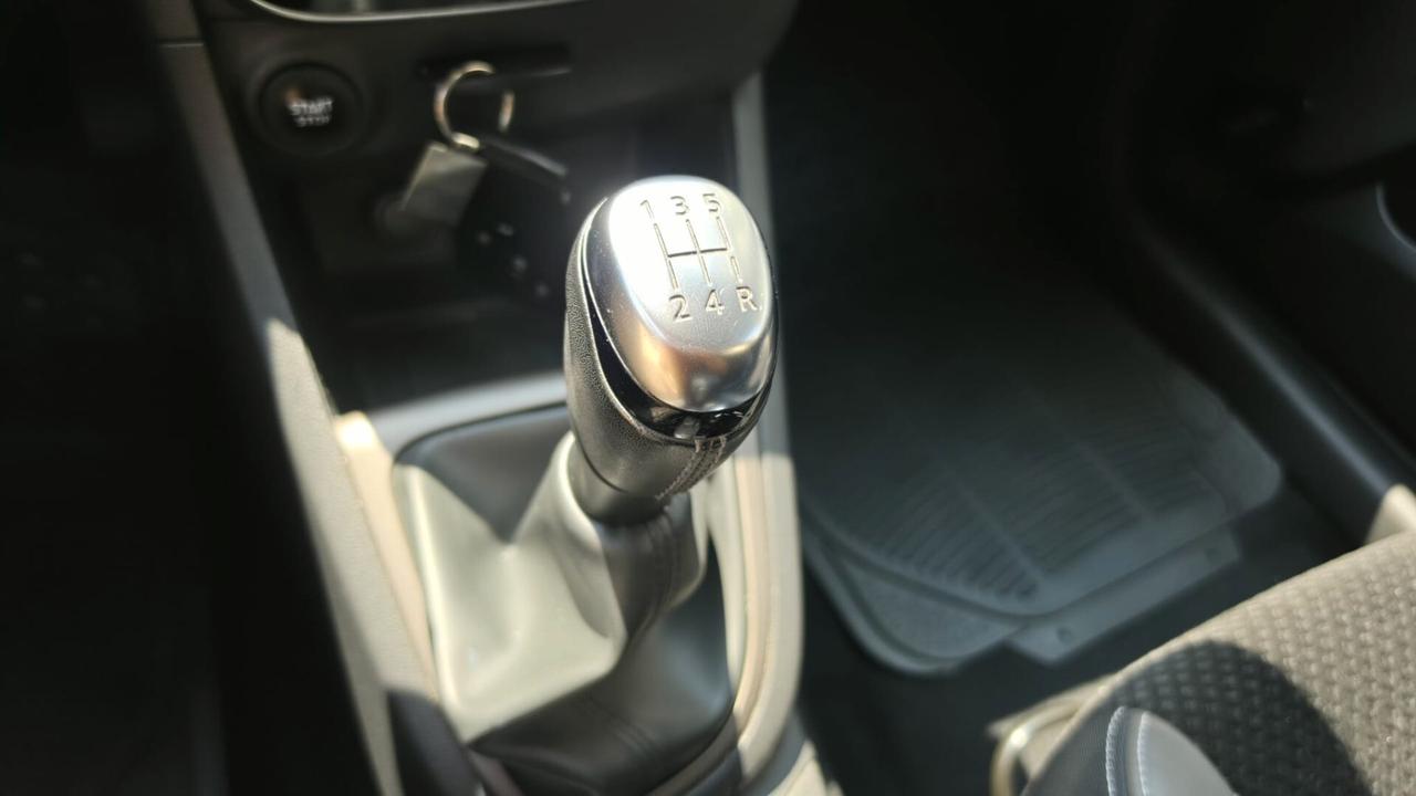 Renault Clio TCe 12V 90CV Start&Stop 5 porte Energy Intens