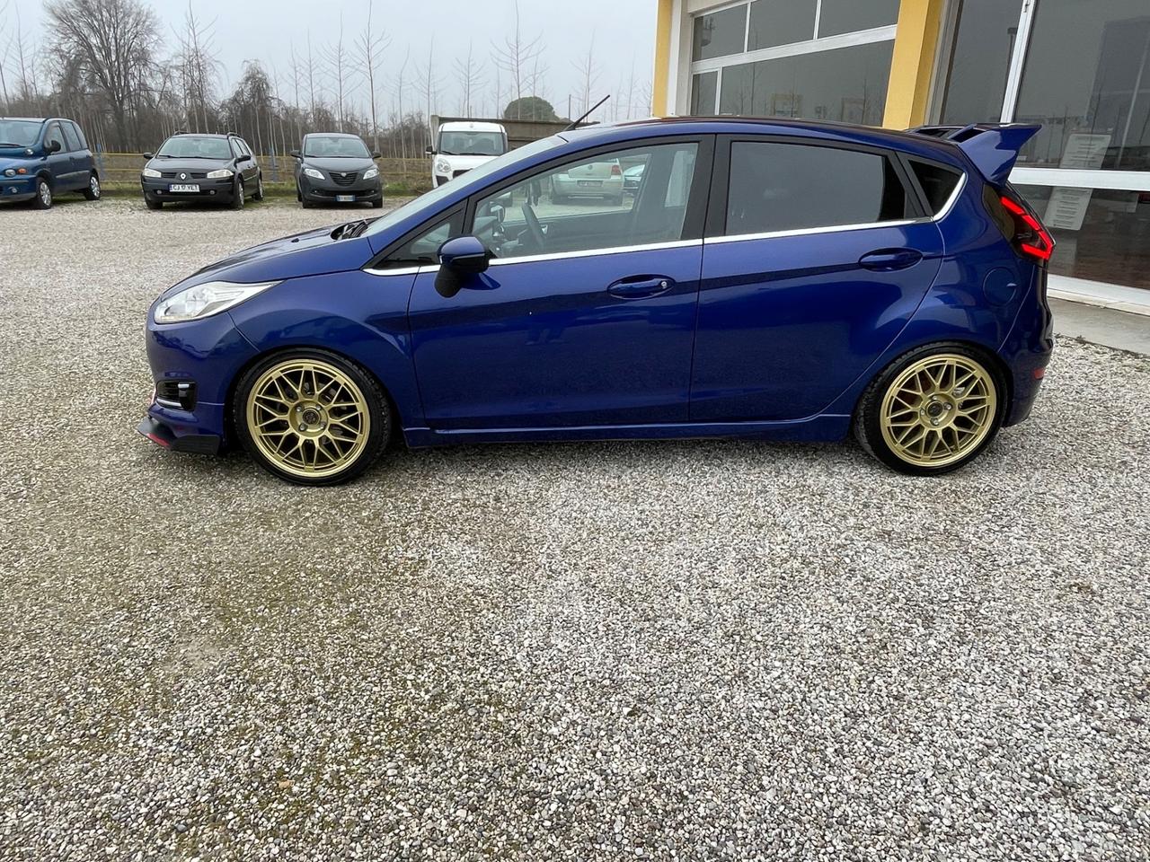 Ford Fiesta 1.5 TDCi 75CV 5 porte Titanium